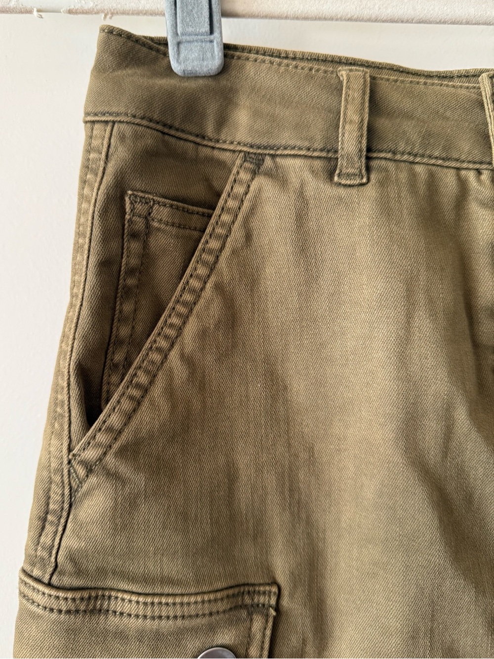 Like New Garage Cargo Mini Skirt - Picture 3 of 9